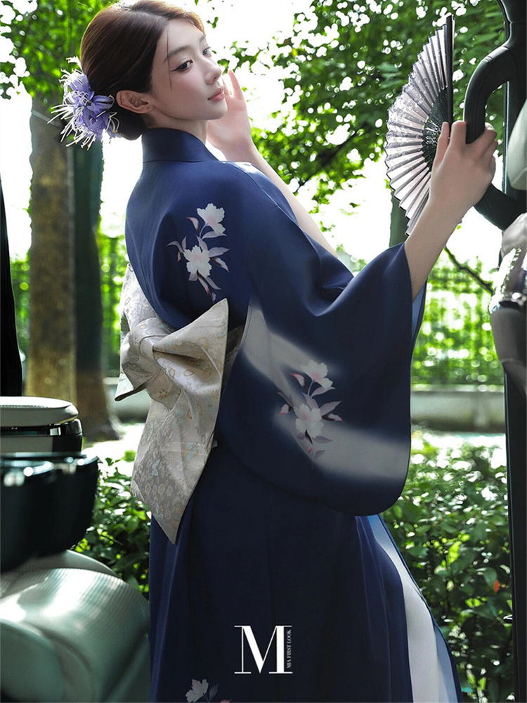 Ethnic Wear Model Fashion - 改良版伝統的な日本の着物ドレス写真撮影衣装女性十代のモデル夏のファッションエスニックウェアポリエステル...