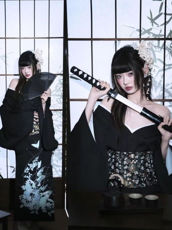 Ethnic Fashion Shoot - 伝統的な日本の着物風バスローブドレス写真撮影女子学生レトロ服エスニック女性ファッション