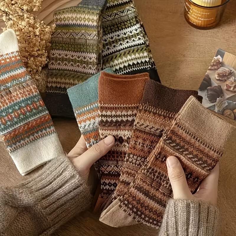 女性用ミッドカーフソックス,レトロソックス,ファッショナブル - Winter Ethnic Fashion For Women のレビューと価格