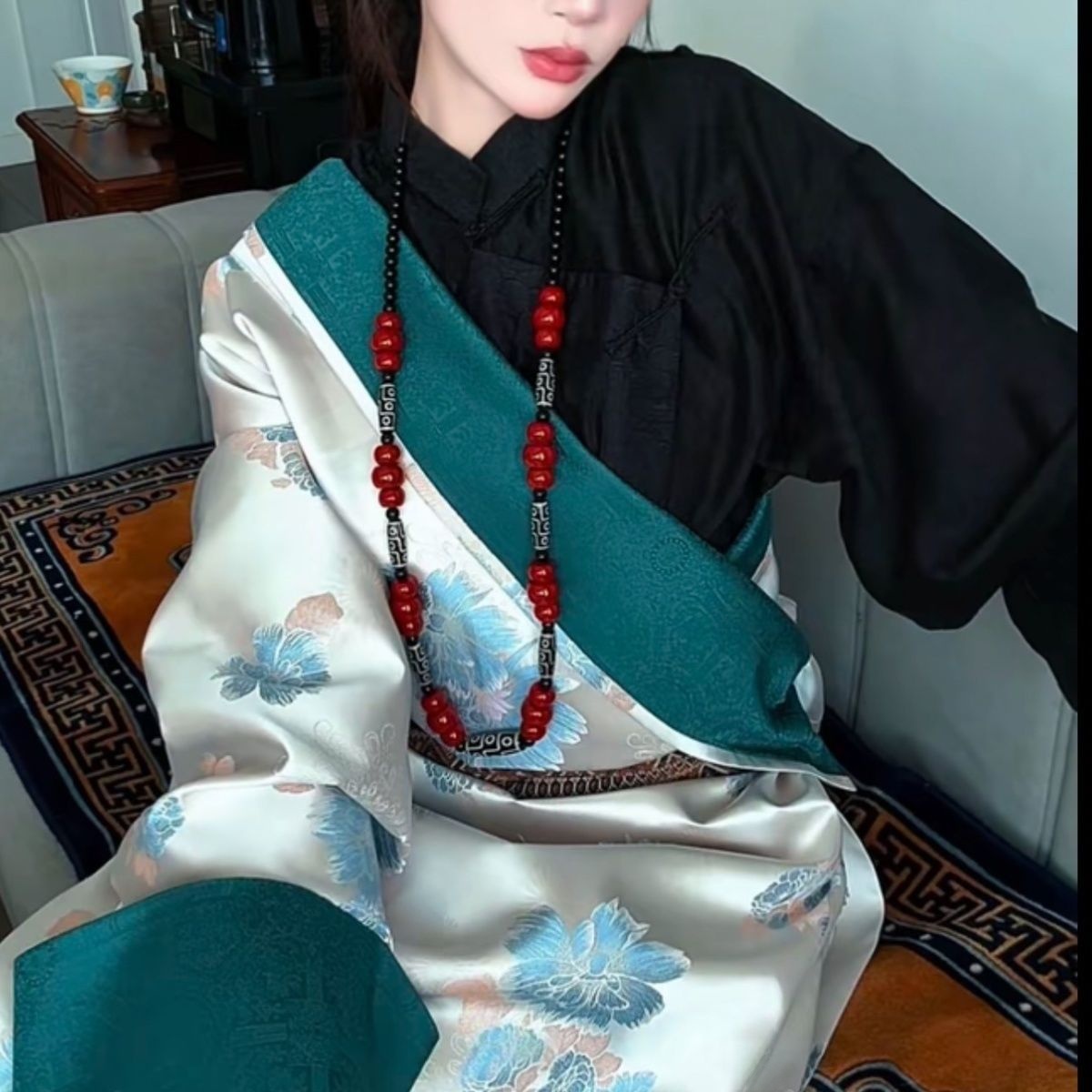 新しい女性用ブータンチベット衣装 カンバチベットスタイル エ - Ethnic Fashion Shoot のレビューと価格