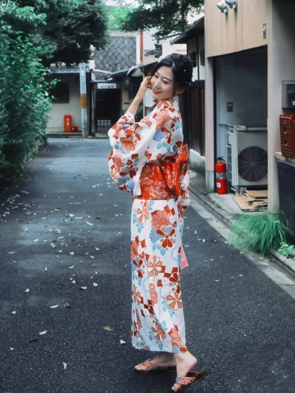 伝統的な日本の着物スタイルの写真撮影用衣装女の子用バスローブ - Ethnic Fashion Shoot のレビューと価格