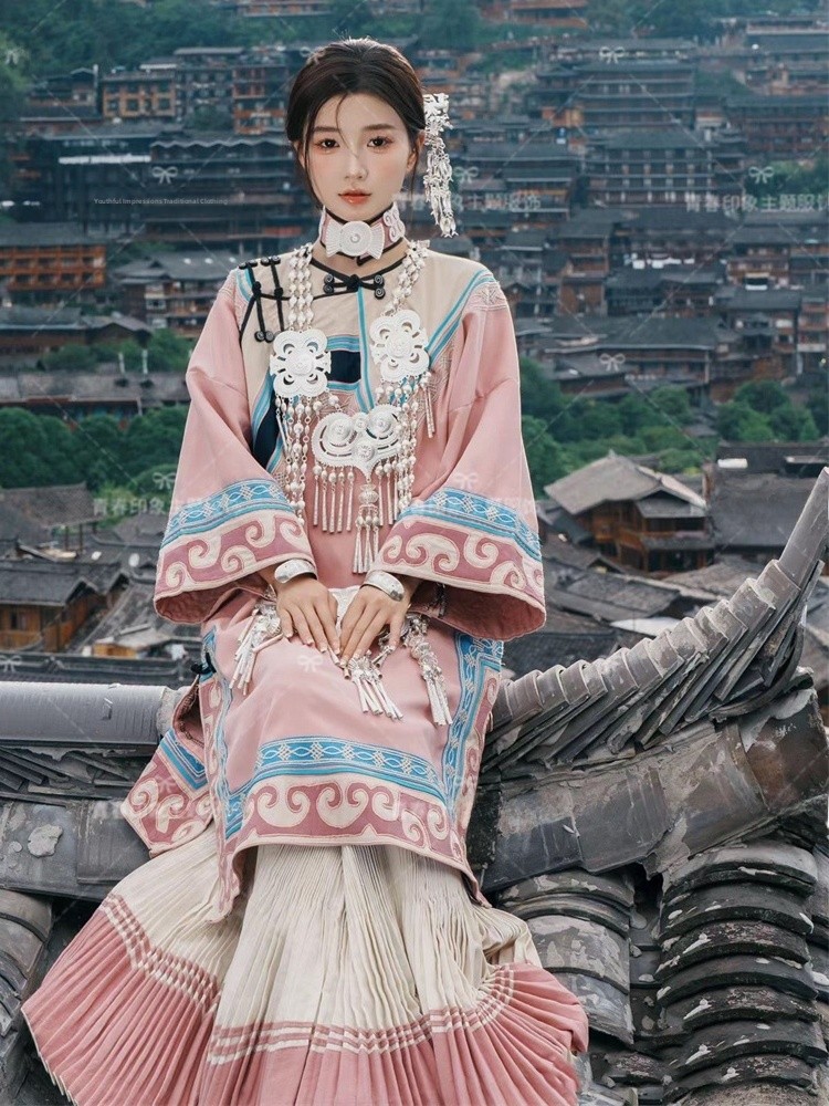 女の子向けピンクのエスニックスタイルの服 写真スタジオ旅行撮 - Ethnic Fashion Shoot のレビューと価格