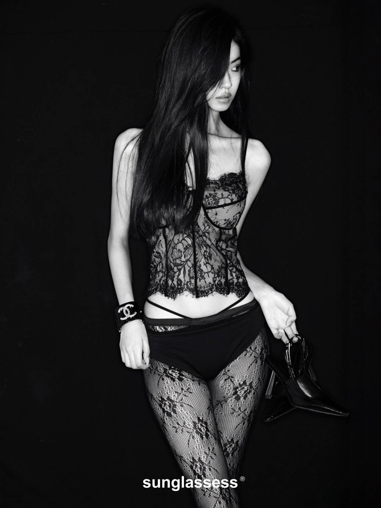 2026年新作ファッショナブルな黒レースポートレートセクシー - Ethnic Fashion Shoot のレビューと価格